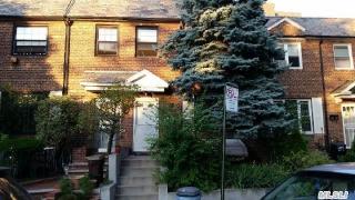 3317 143rd St, Flushing NY  11354-3139 exterior