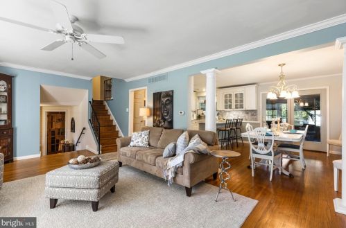 117 Monticello Dr, Riverton NJ 08077-4377 exterior