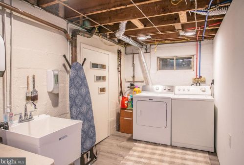 808 Maple Ave, Limerick PA  19468-2987 exterior