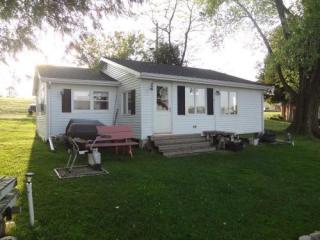 10434 Paradise Ln, Kiel, WI 53042-4671