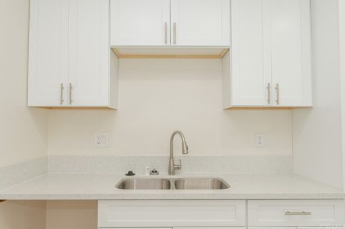 643 Mckinley St, Rialto CA  92376-6057 exterior