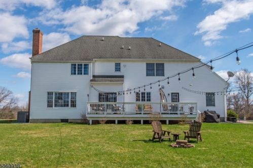 74 Forge Hill Rd, Glen Gardner NJ  08826-3122 exterior