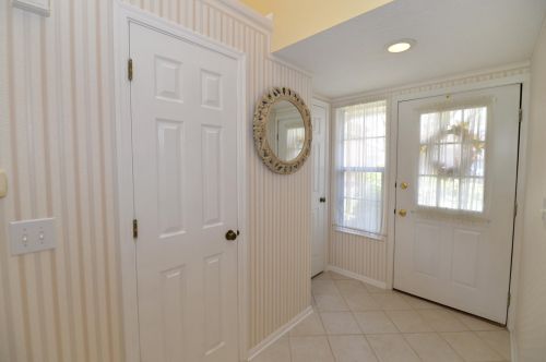 1566 Grn Edge Dr, Florence KY  41042-7099 exterior