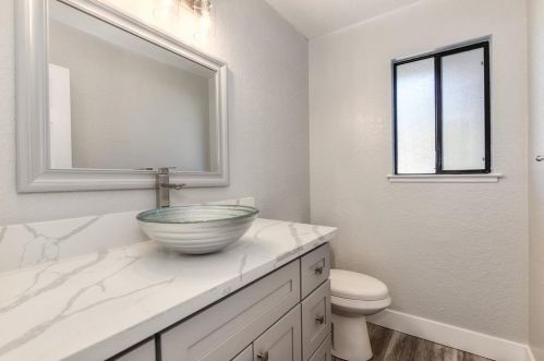 9262 Mapleview Way, Elk Grove CA  95758-5007 exterior