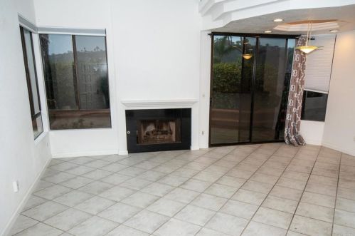 6319 Caminito Del Pastel, San Diego CA  92111-6825 exterior