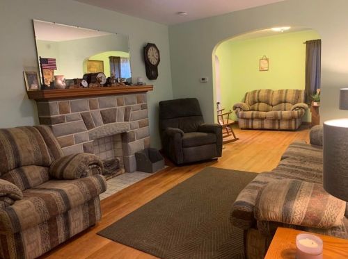 1426 Kittanning Pike, Karns City PA  16041-1816 exterior