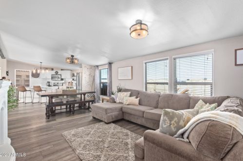 29419 183rd Ave, Sun City AZ  85387-9696 exterior