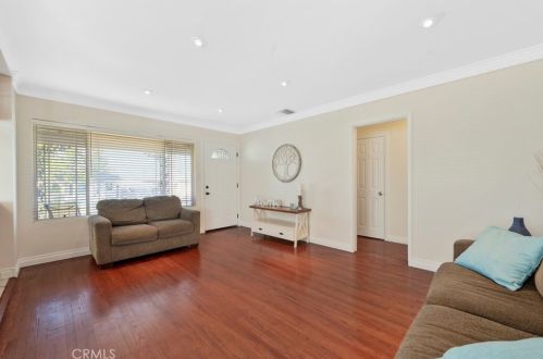 10624 Sunnybrook Ln, Whittier CA  90604-1755 exterior