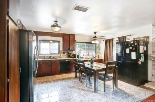 1626 Barranca Ave, Ontario CA  91764-1611 exterior