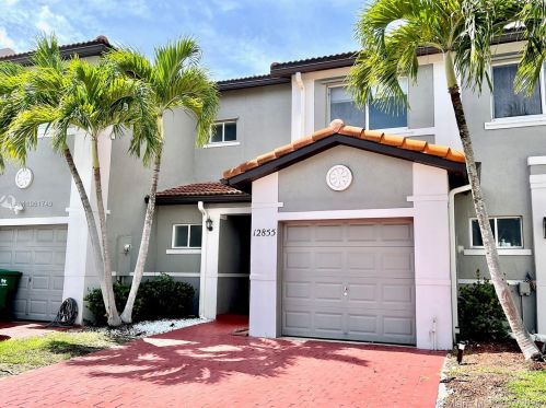 12855 28th Ct, Hollywood FL  33027-4132 exterior