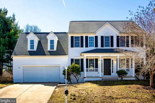 3 Fieldcrest Rd, Fredericksburg, VA 22406-7243