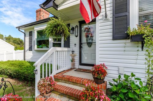 292 20th Ave, Bricktown, NJ 08724-1747