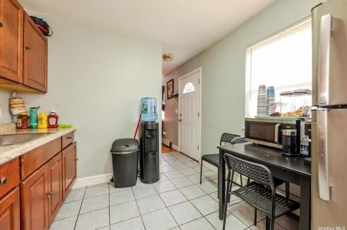 60 Locust St, Central Islip NY  11722-3126 exterior