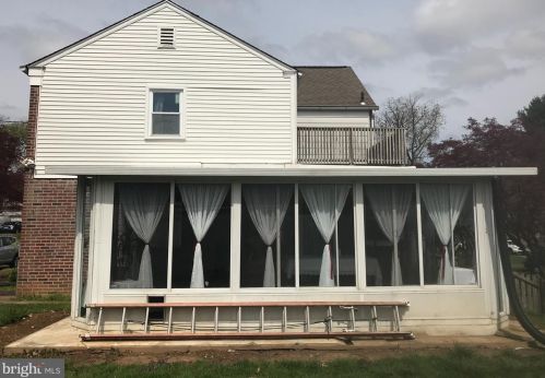 26 Johns Rd, Cheltenham PA  19012-1420 exterior