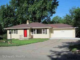 1708 93rd St, Omaha NE  68114-1321 exterior
