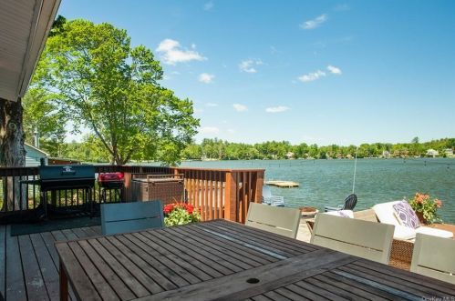 157 Winston Dr, Monticello, NY 12701-4716