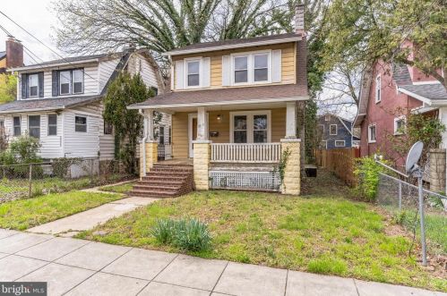 3818 22nd St, Washington, DC 20018-3044
