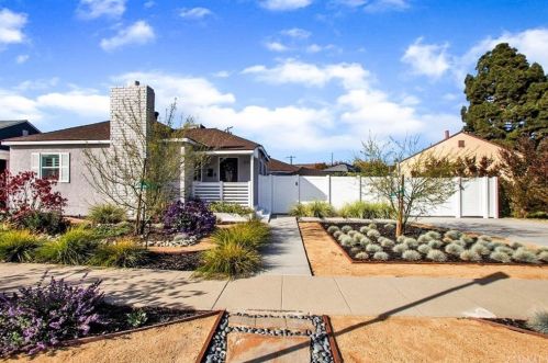 2110 Euclid Ave, Long Beach, CA 90815-2611