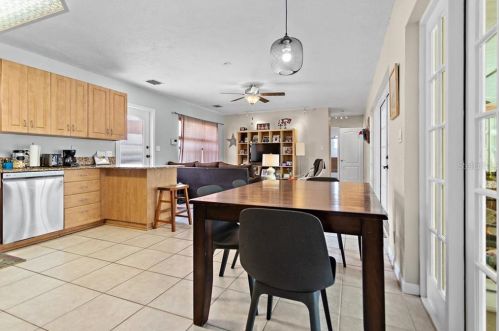 6534 18th Way, Saint Petersburg FL  33702-7146 exterior