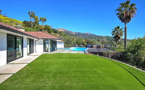 8 Celine Dr, Santa Barbara CA  93105-1911 exterior