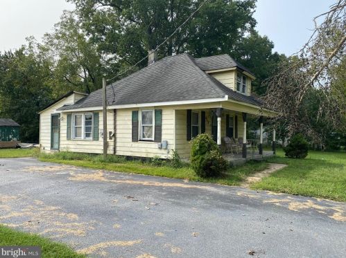 202 Pine Tree Rd, Blackbird, DE 19734-9104