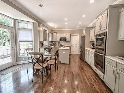 121 Windermere Ct, Canonsburg PA  15317-3671 exterior