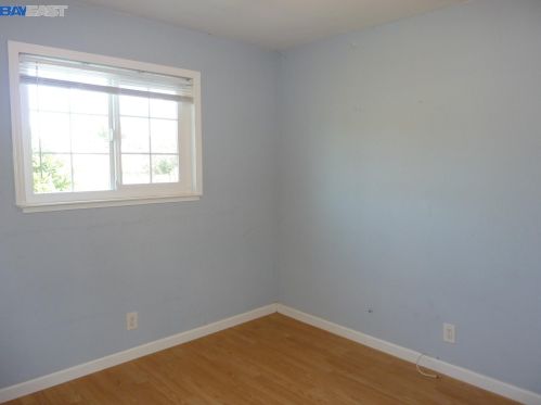 268 Royce Way, West Pittsburg CA  94565-4700 exterior