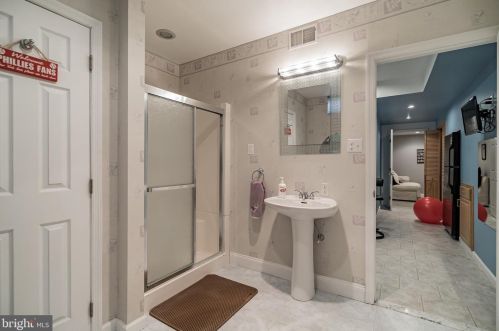 1801 Arbor Ct, Jamison PA  18929-1672 exterior