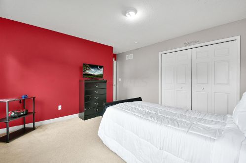 447 Stone Shadow Dr, Blacklick OH  43004-8305 exterior