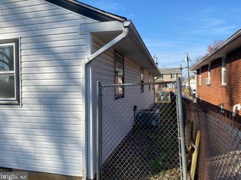 6862 Waldorf Ave, Camden NJ  08110-6110 exterior