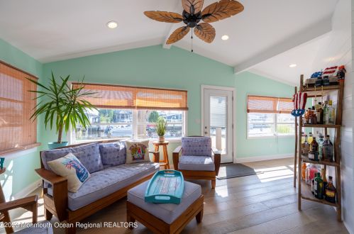 45 Lagoona Dr, Bricktown NJ 08723-7642 exterior