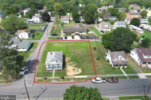 405 Bolton St, Three Churches, WV 26757-1305