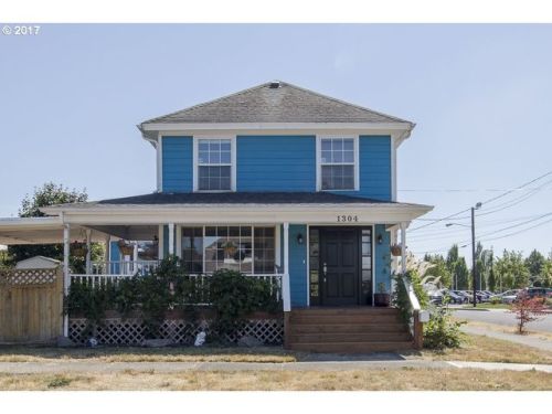 1304 4th St, Mcminnville, OR 97128-4316