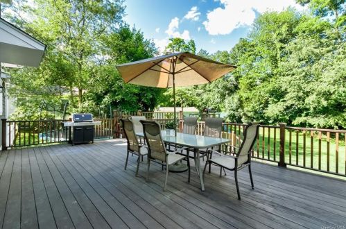 247 Ridge St, Rye Brook NY  10573-1140 exterior
