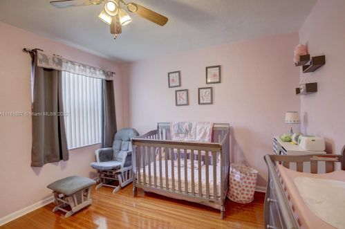 2053 149th Ave, Hollywood FL 33027-4340 exterior