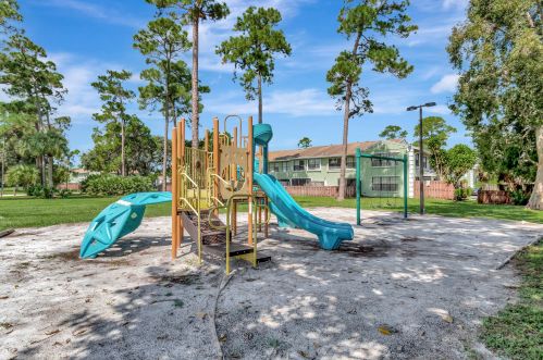 5292 Cannon Way, West Palm Beach FL  33415-3700 exterior