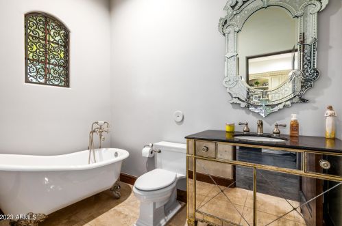 6024 Sunnyside Dr, Scottsdale AZ 85260-5724 exterior