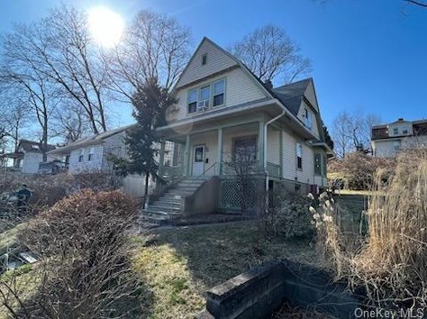 4 Wallace Pl, White Plains NY  10606-3211 exterior