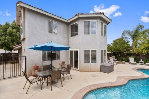 8512 Rosemary Dr, Riverside CA exterior