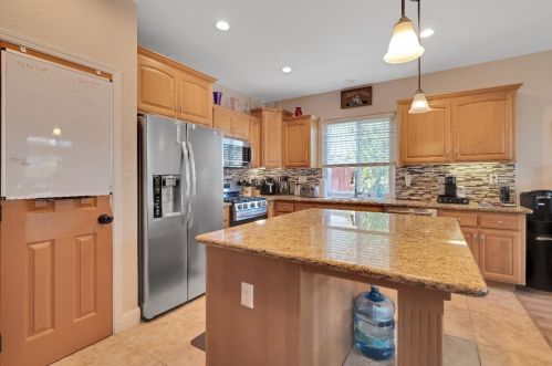 12217 Conservancy Way, Rancho Cordova CA  95742-7763 exterior