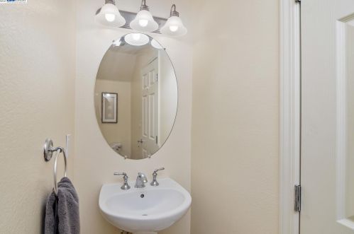 2645 Villa Cortona Way, San Jose CA 95125-6251 exterior