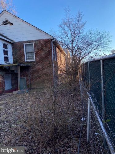 4908 A St, Washington DC  20003-1521 exterior