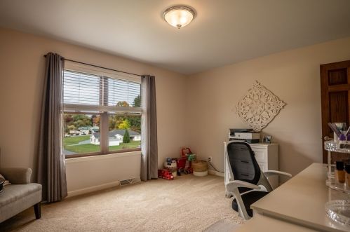 323 Blackhawk Rd, Beaver Falls PA  15010-1405 exterior