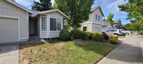 1101 Navarro St, Santa Rosa, CA 95401-9586