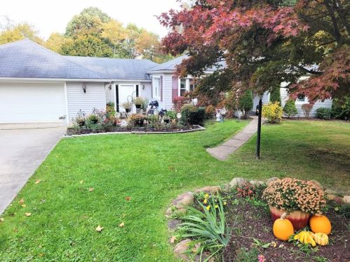 506 Moore Ave, New Castle, PA 16101-1703