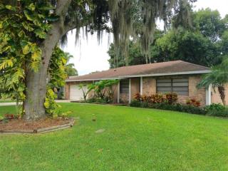 5119 Willowbrook Ln, Lakeland, FL 33811-1671