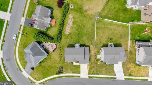 7 Dogwood Ter, Siddonsburg PA  17019-8733 exterior