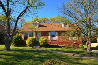 237 Bonnafield Dr, Hermitage, TN 37076-1131