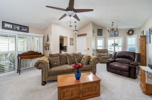 15234 Oleander Ct, Santa Clarita, CA 91387-4420