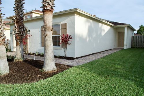 9628 Windrift Cir, Fort Pierce, FL 34945-3307